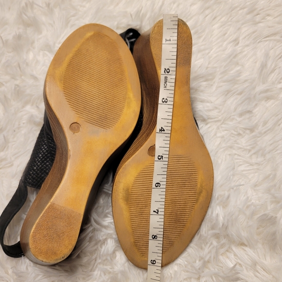 Sofia Milano Made in Italy black open toe wedges - Picture 10 of 12